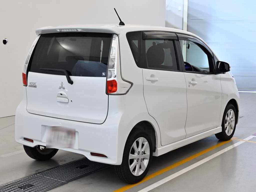 MITSUBISHI EK CUSTOM