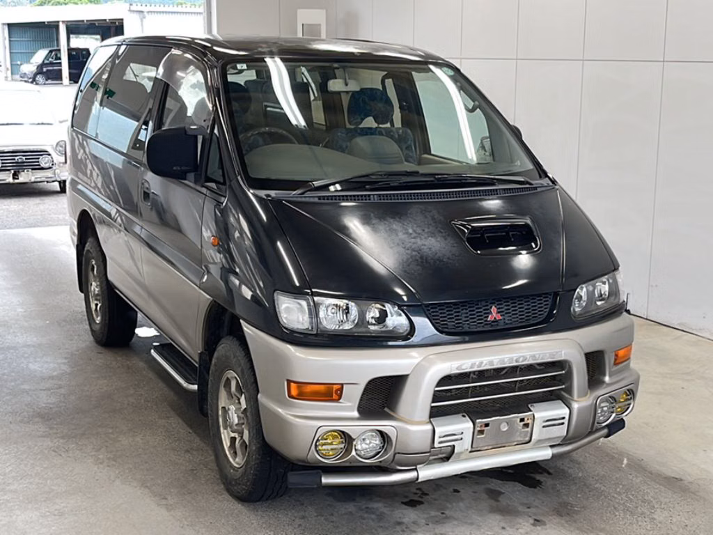 MITSUBISHI DELICA