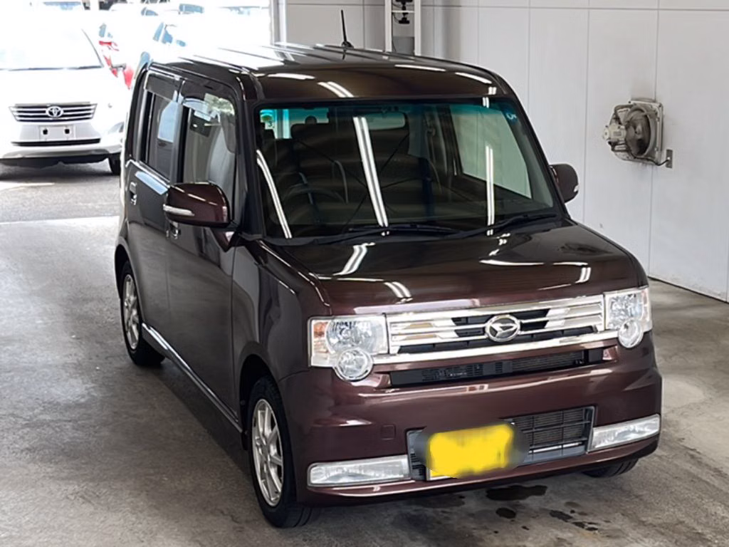 DAIHATSU MOVE CONTE