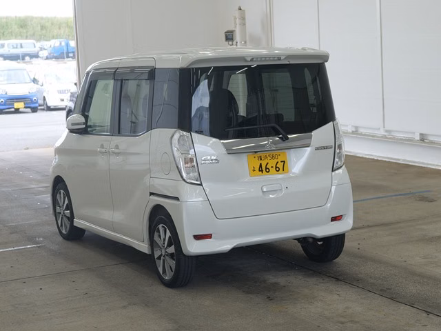 MITSUBISHI EK SPACE