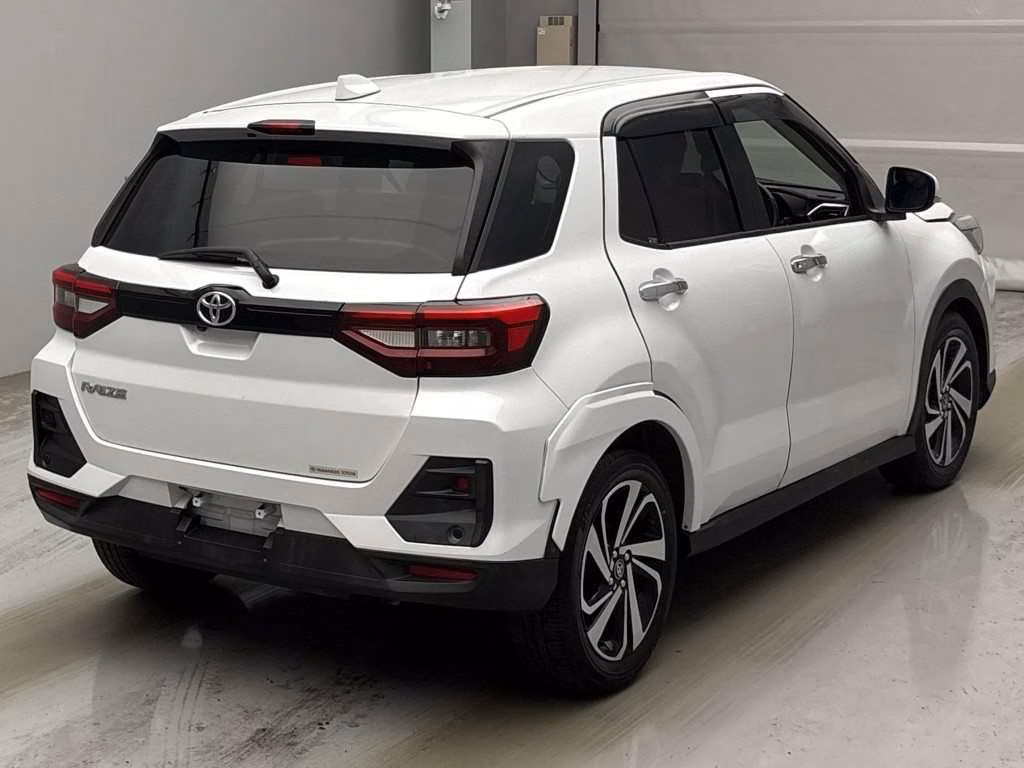 TOYOTA RAIZE