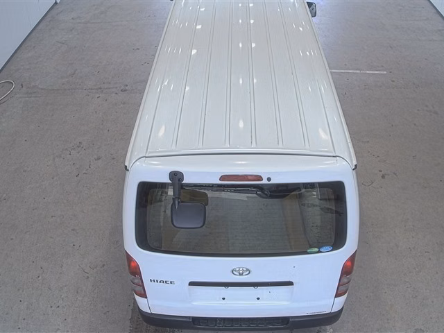 TOYOTA REGIUS ACE
