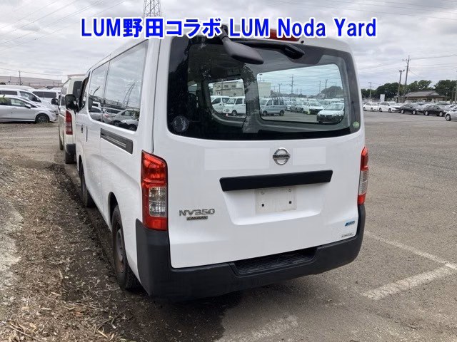 NISSAN NV350 CARAVAN
