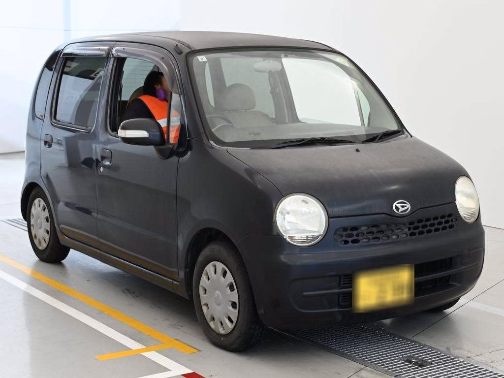 DAIHATSU MOVE LATTE