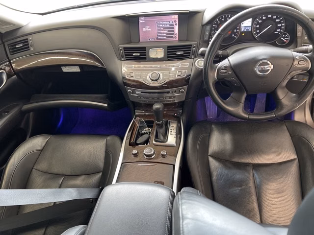 NISSAN FUGA