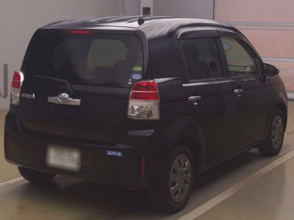 TOYOTA SPADE