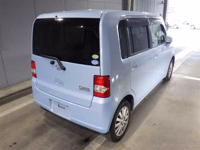 DAIHATSU MOVE CONTE