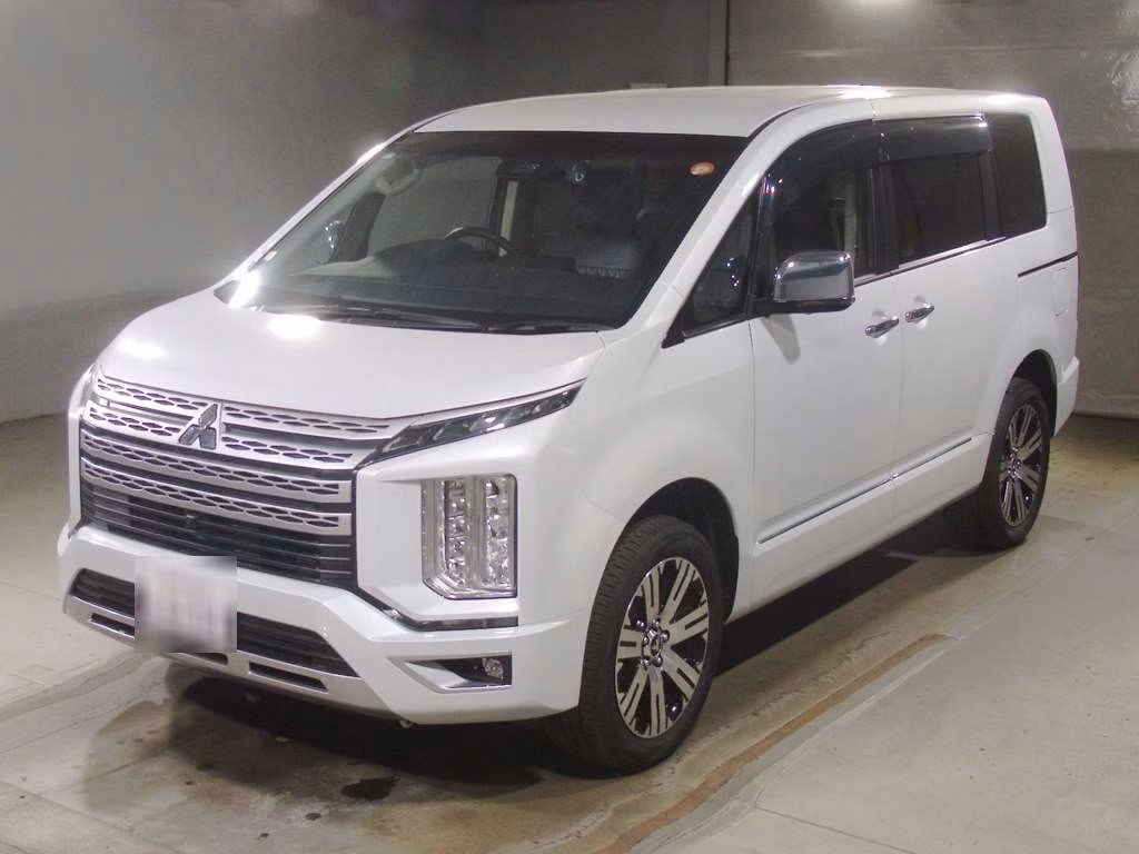 MITSUBISHI DELICA D:5