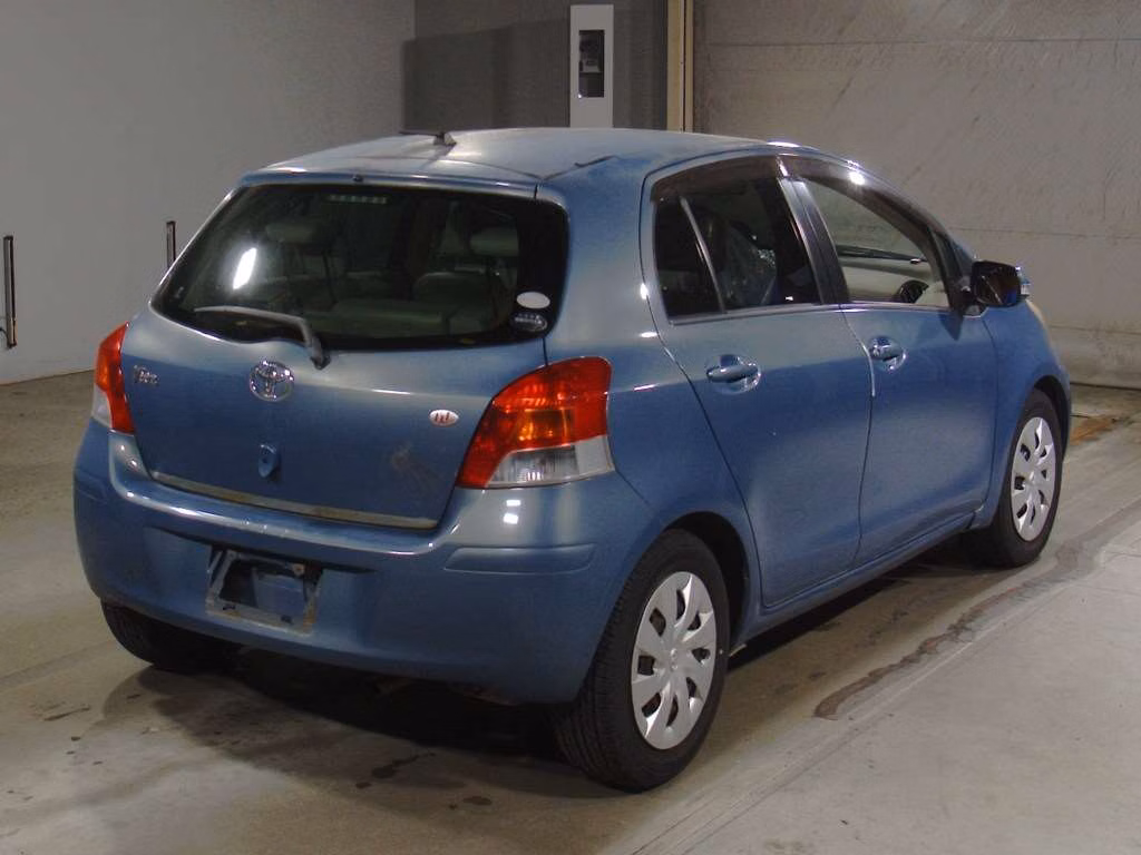 TOYOTA VITZ