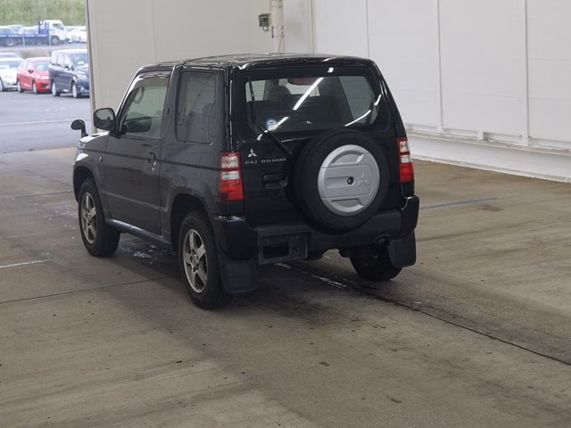 MITSUBISHI PAJERO MINI