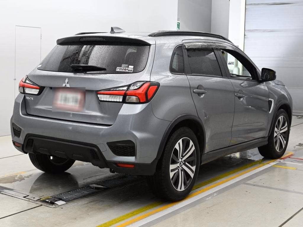 MITSUBISHI RVR
