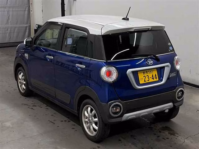DAIHATSU CAST