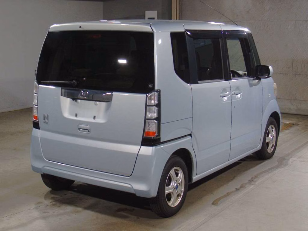 HONDA N-BOX