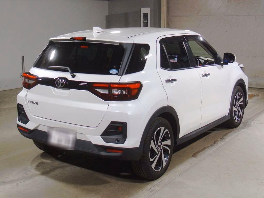 TOYOTA RAIZE