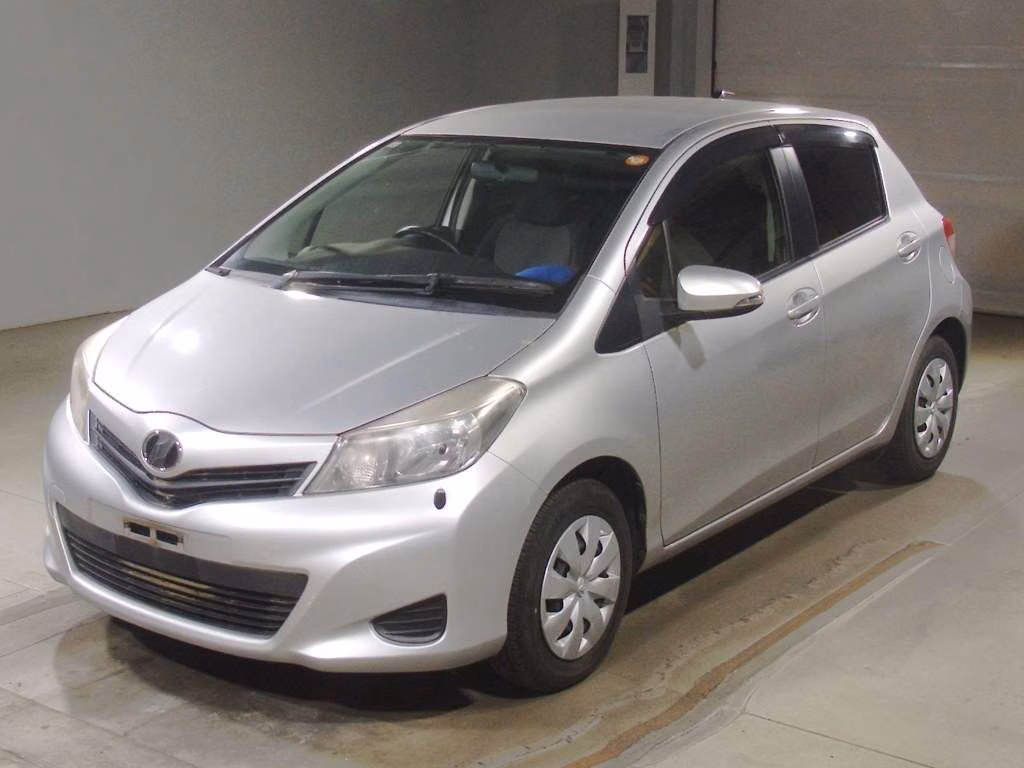 TOYOTA VITZ