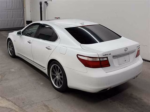LEXUS LS460