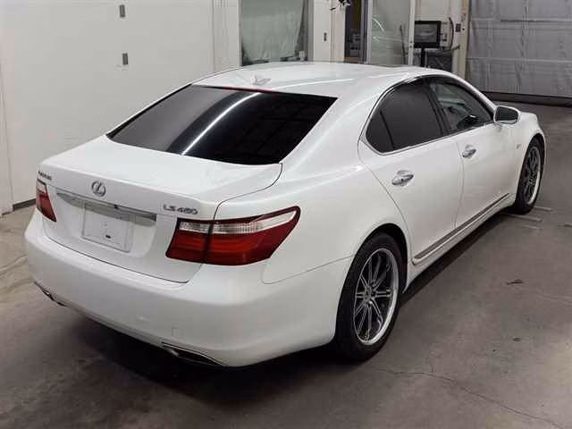 LEXUS LS460