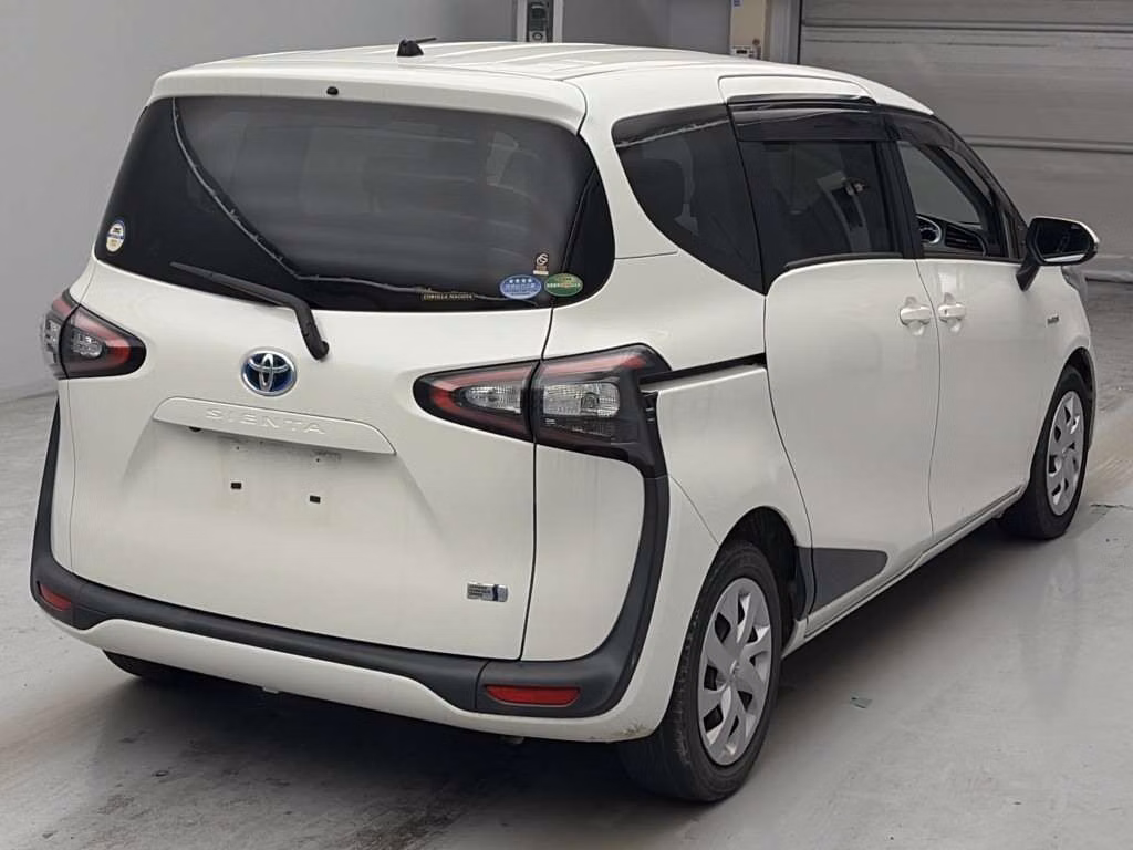 TOYOTA SIENTA