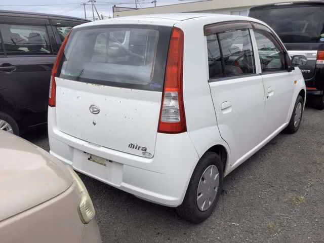 DAIHATSU MIRA