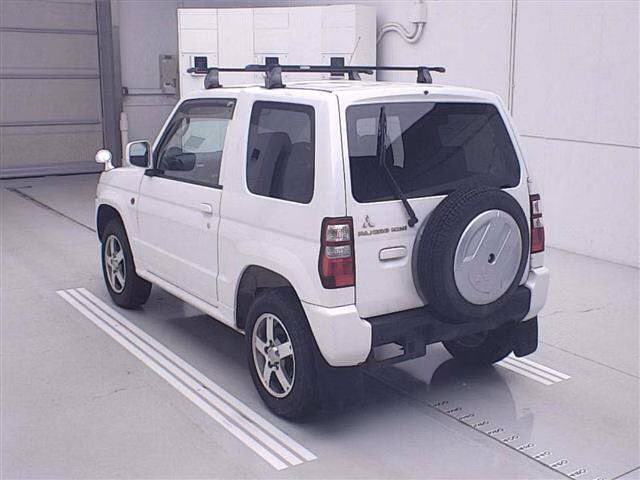 MITSUBISHI PAJERO MINI