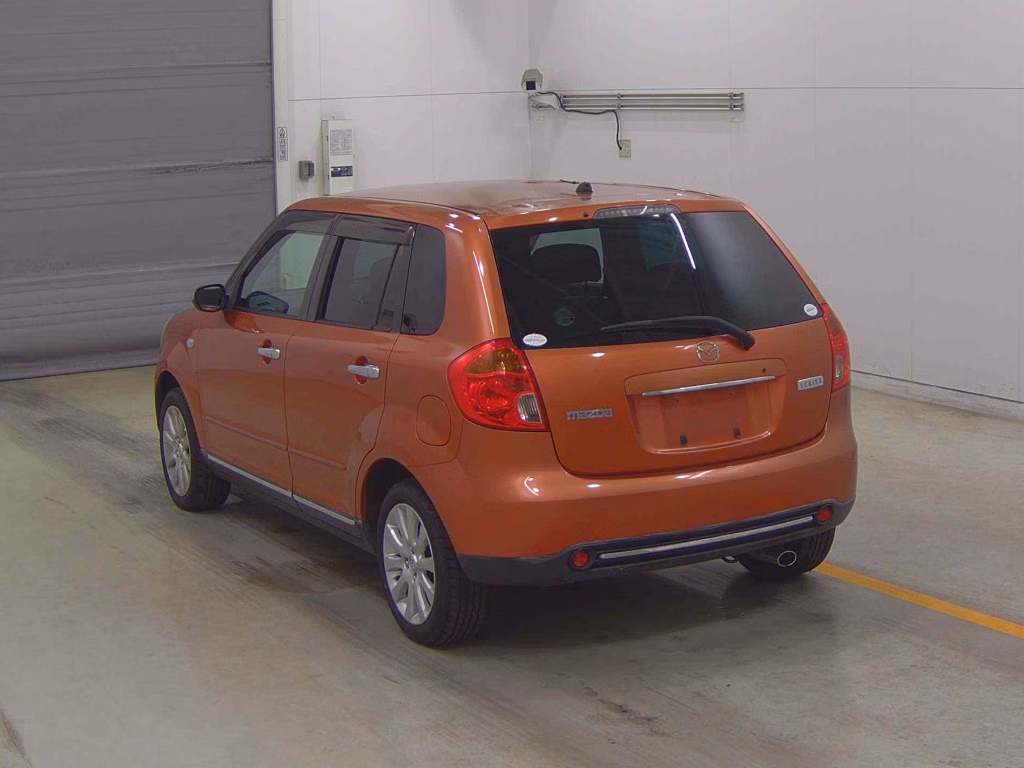 MAZDA VERISA