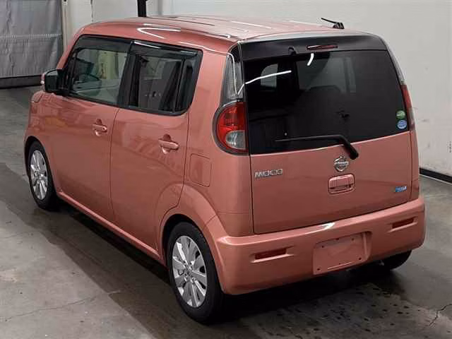 NISSAN MOCO