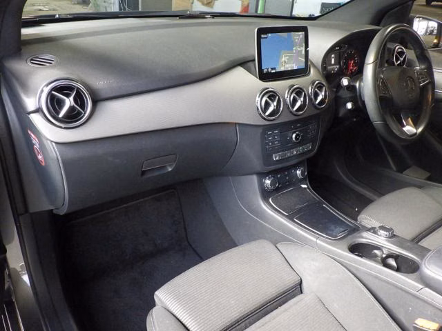 MERCEDES-BENZ B-CLASS