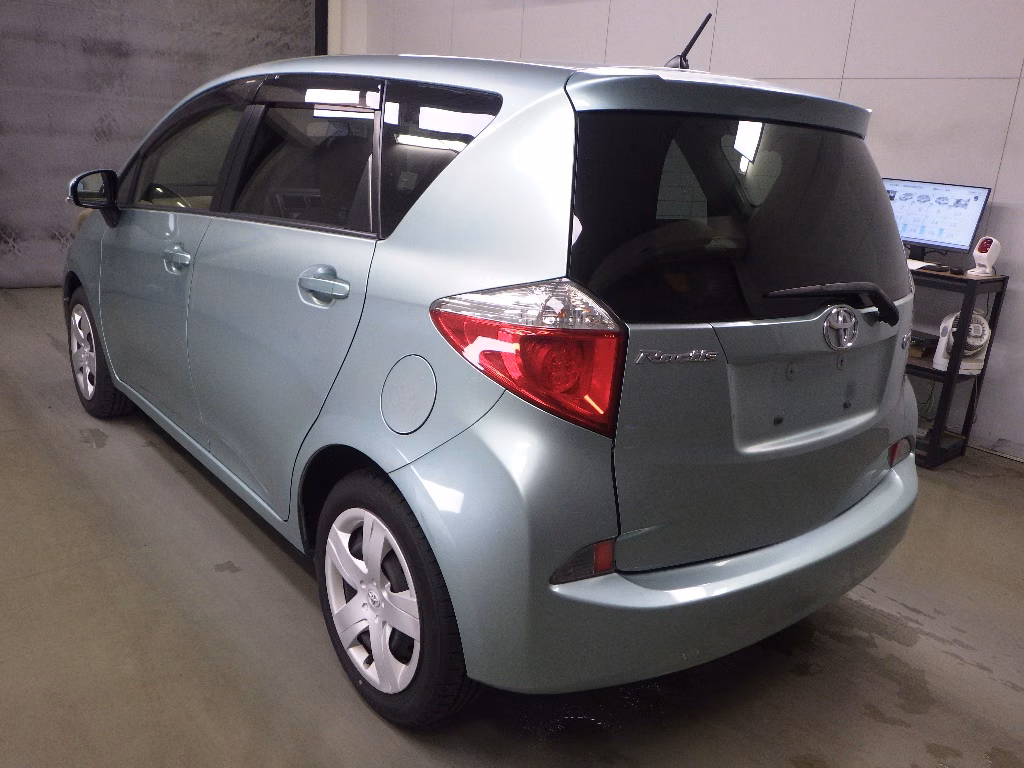 TOYOTA RACTIS