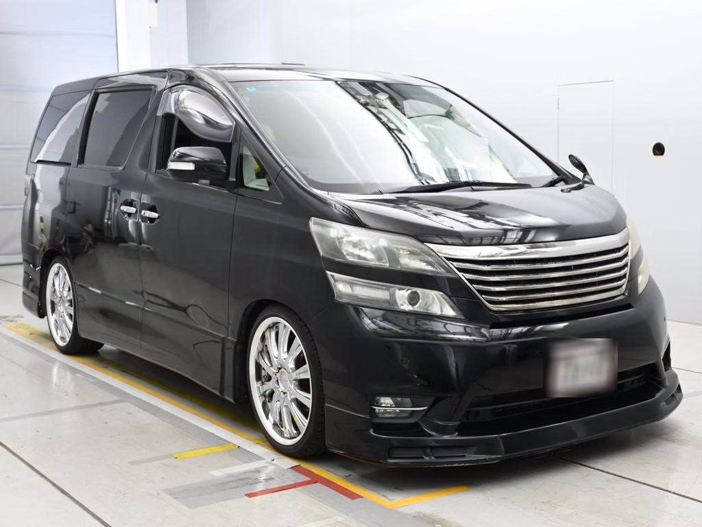 TOYOTA VELLFIRE