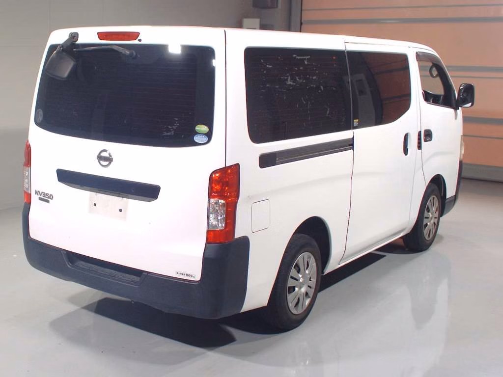 NISSAN NV350 CARAVAN