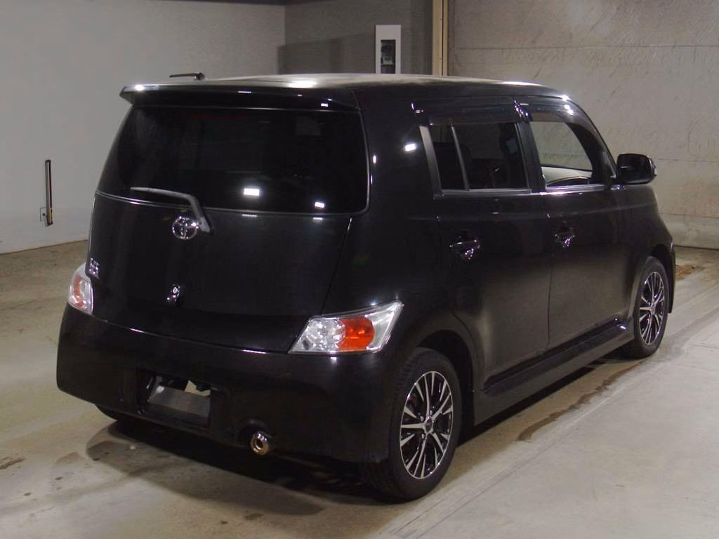 TOYOTA BB