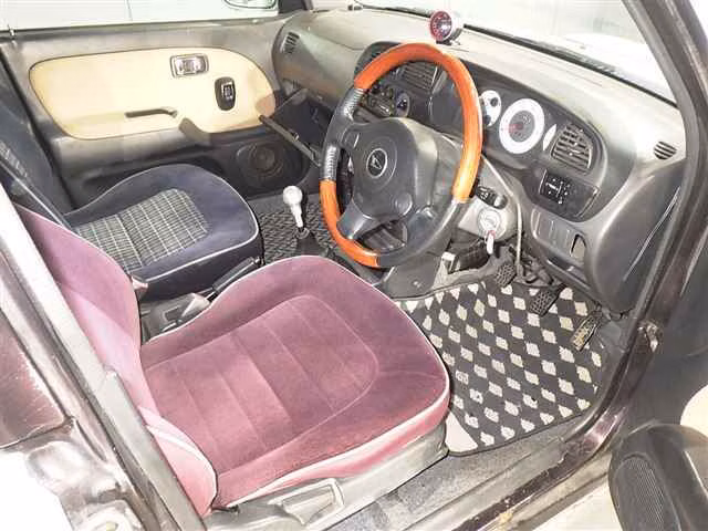 DAIHATSU MIRA GINO