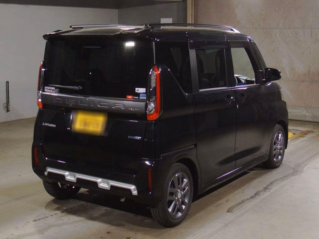 MITSUBISHI DELICA MINI