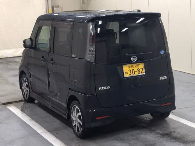 NISSAN ROOX