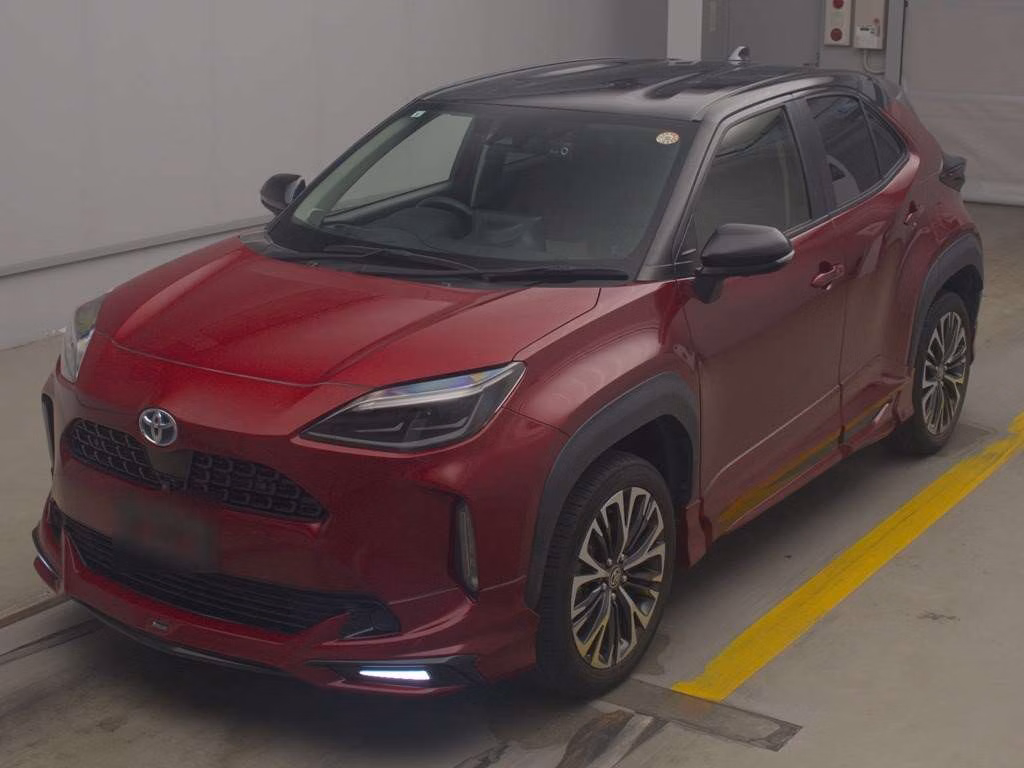 TOYOTA YARIS CROSS