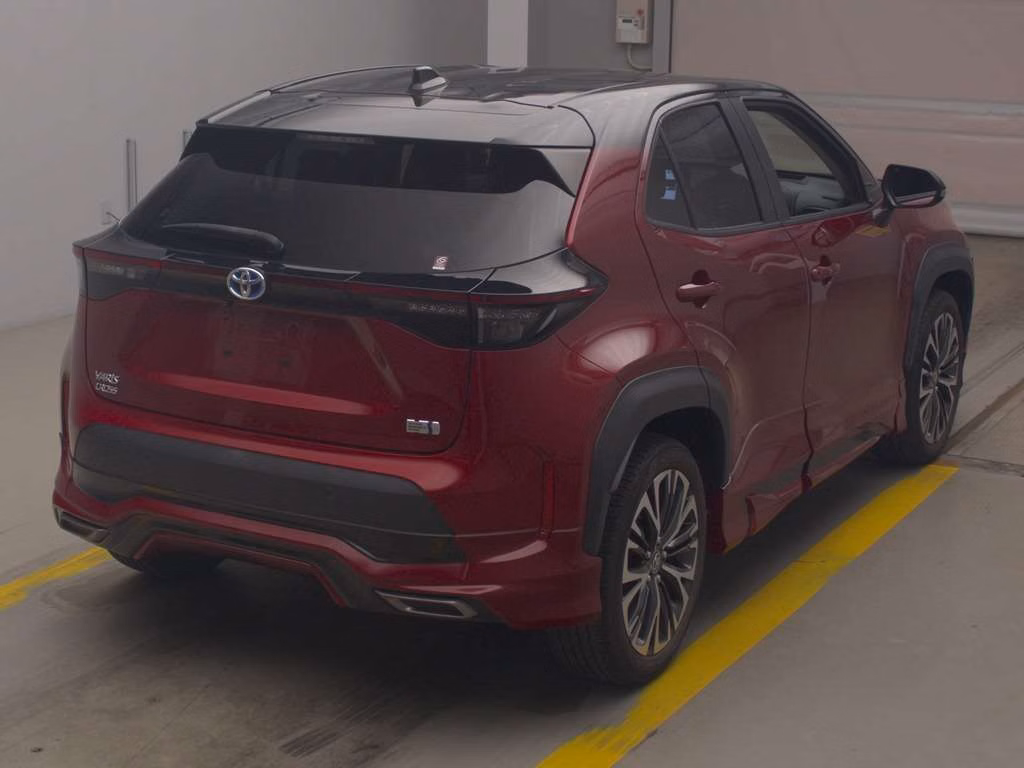 TOYOTA YARIS CROSS