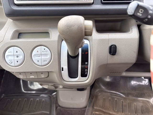 HONDA LIFE
