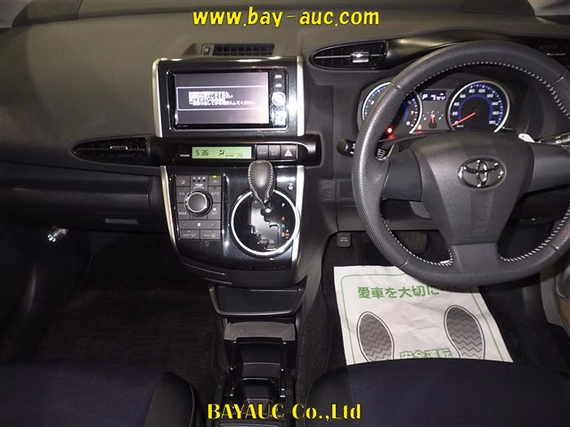 TOYOTA WISH
