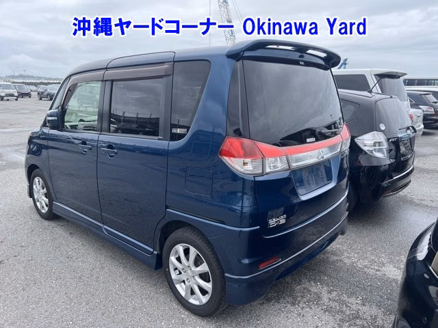 MITSUBISHI DELICA D:2