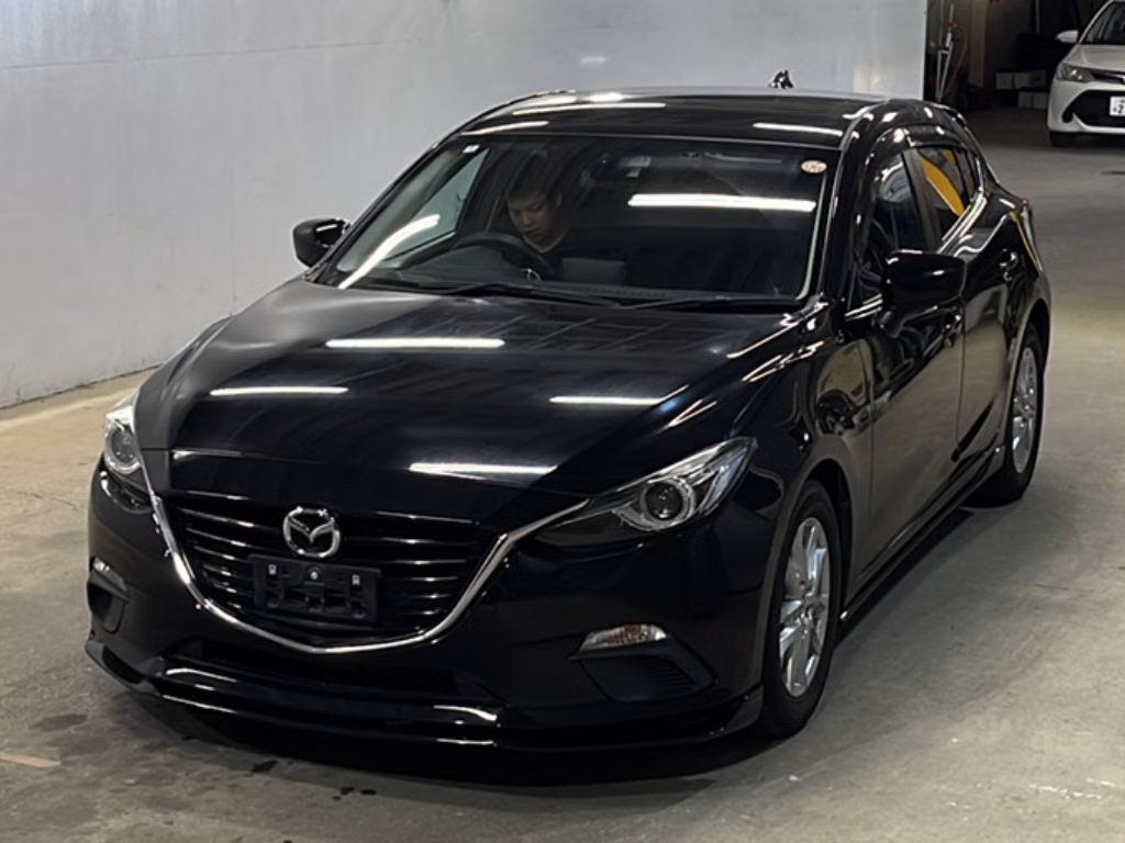 MAZDA AXELA