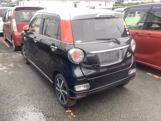 DAIHATSU CAST