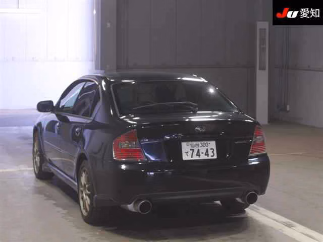 SUBARU LEGACY B4