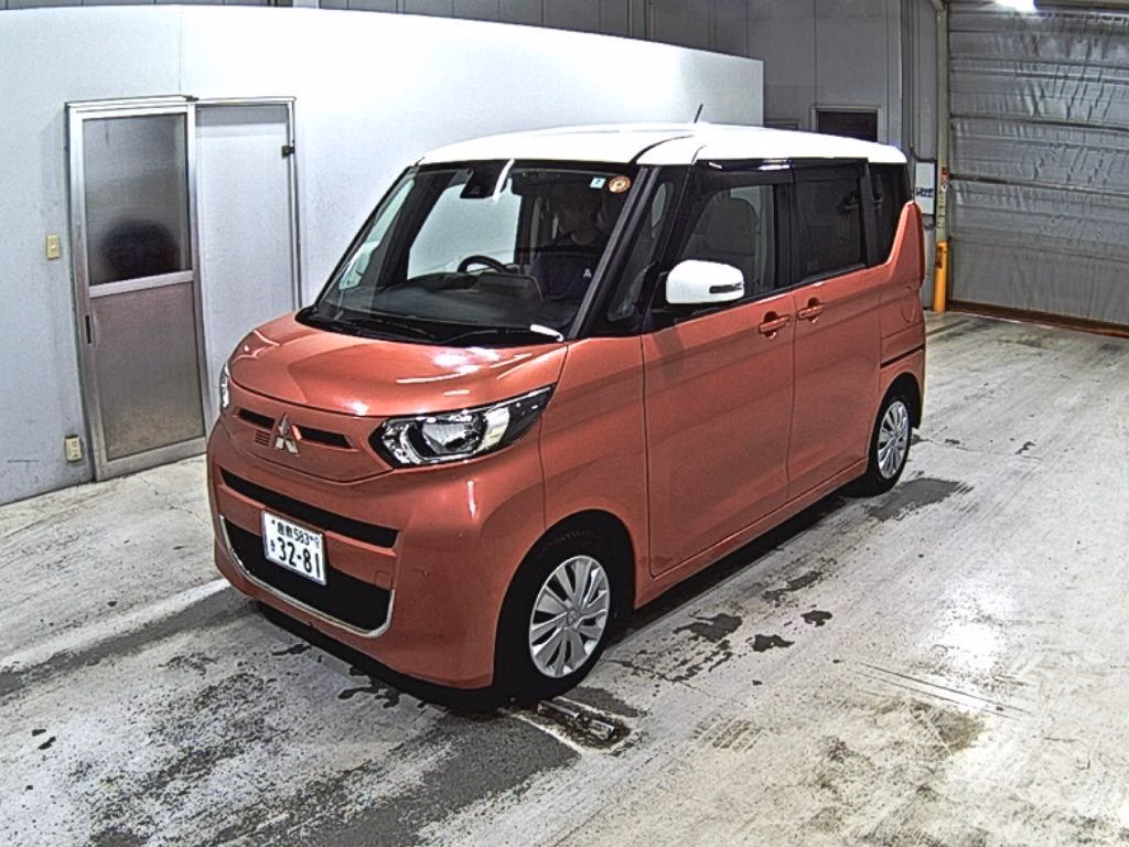 MITSUBISHI EK SPACE