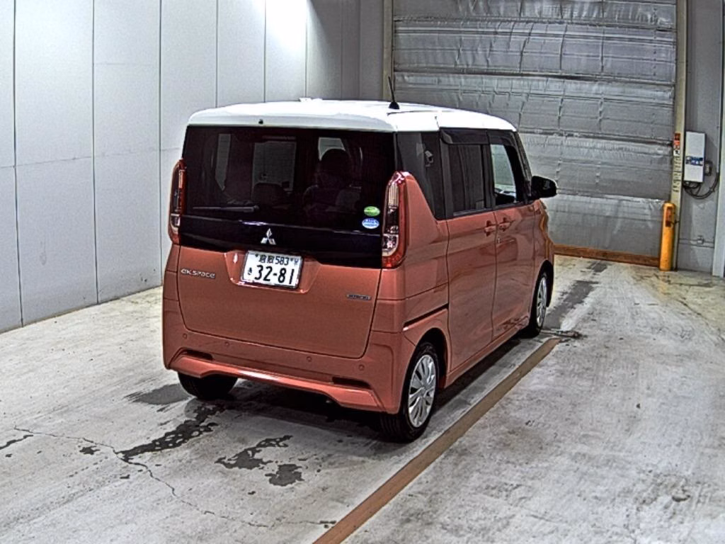 MITSUBISHI EK SPACE