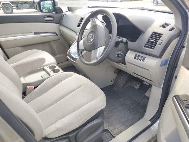 MAZDA MPV