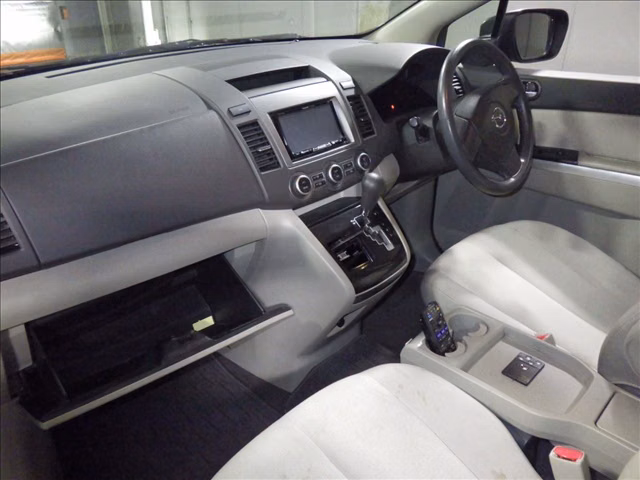 MAZDA MPV