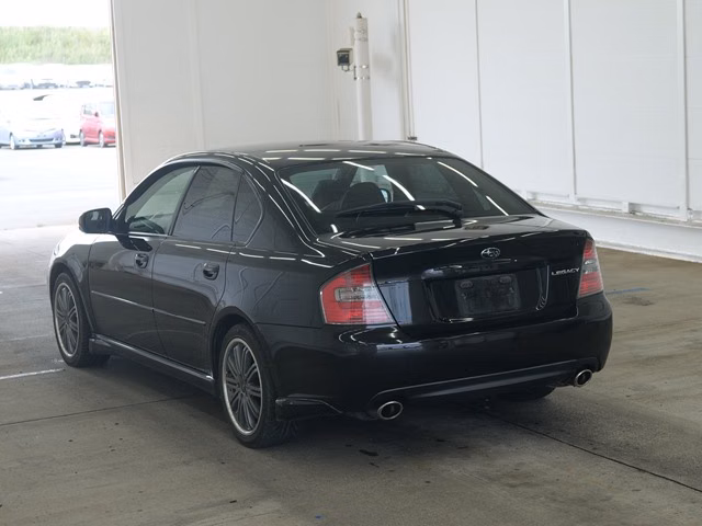 SUBARU LEGACY B4