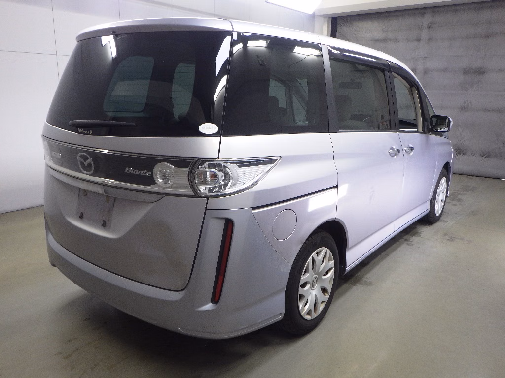 MAZDA BIANTE
