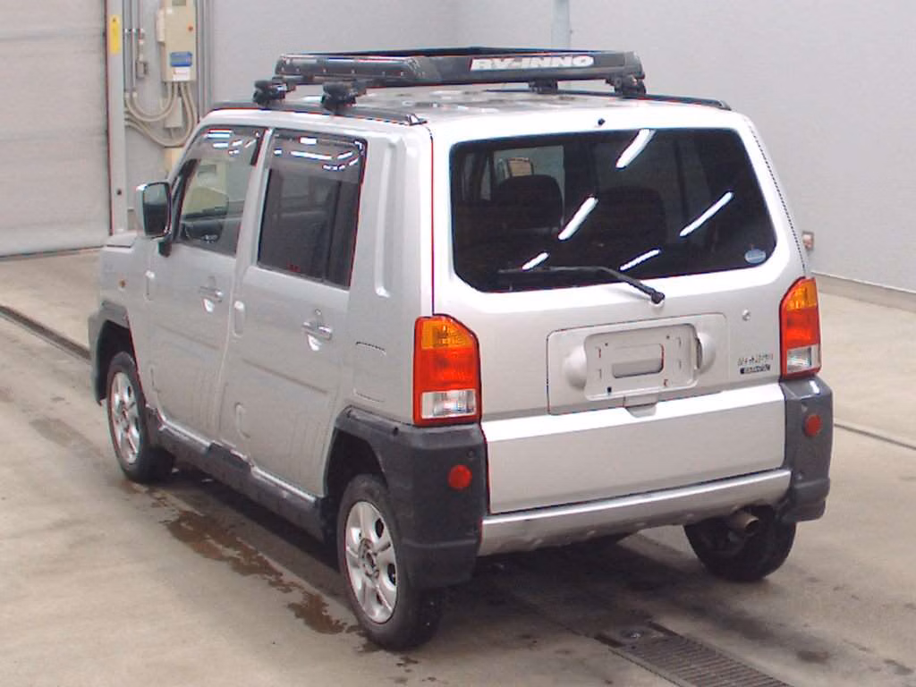 DAIHATSU NAKED