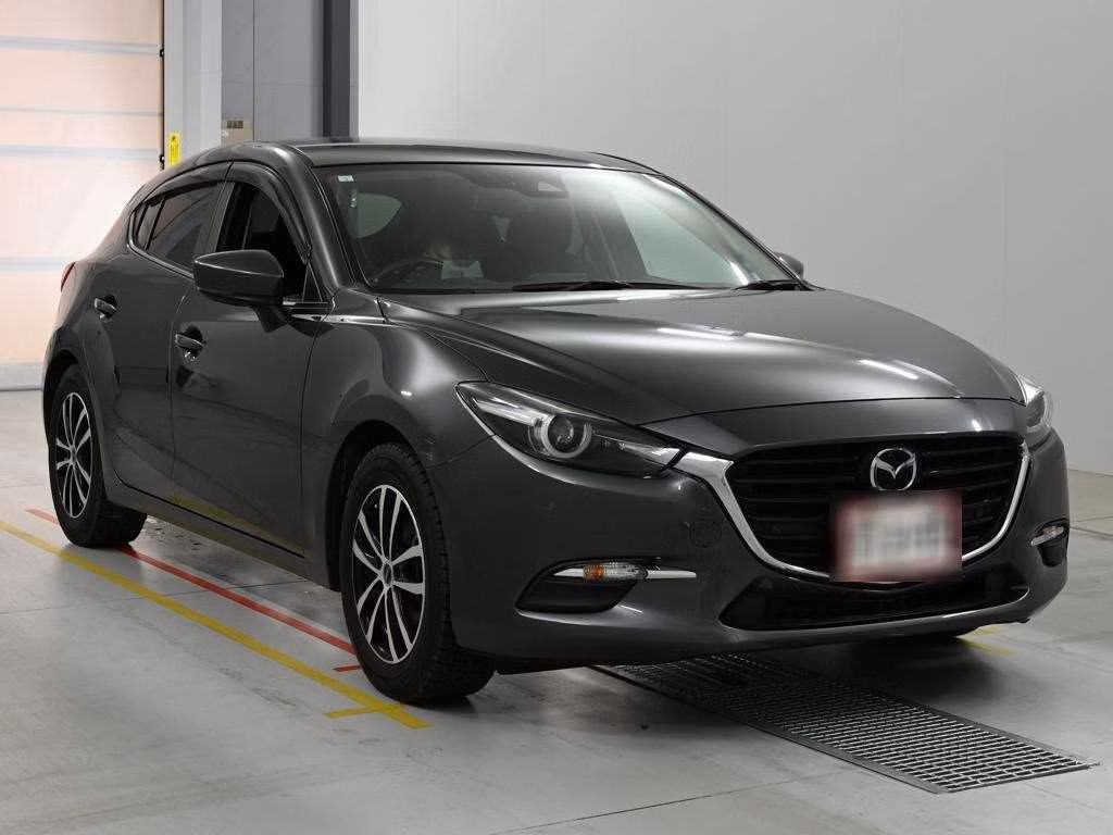 MAZDA AXELA